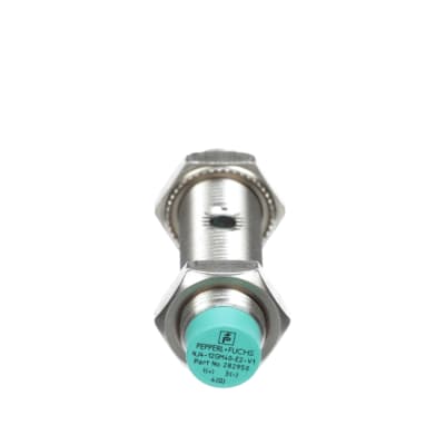 10-60V DC PEPPERL+FUCHS NEW NJ4-12GM40-E2-V1 PLC INDUCTIVE SENSOR 4MM NON-FLUSH