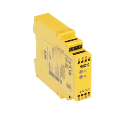 Safety relay UE10-3OS2D0 