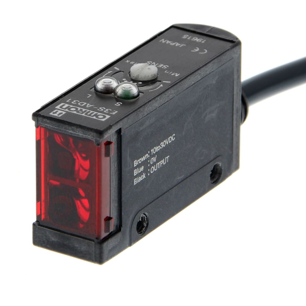 NEW Omron E3S-AD12 E3SAD12 Photoelectric Sensors NPN